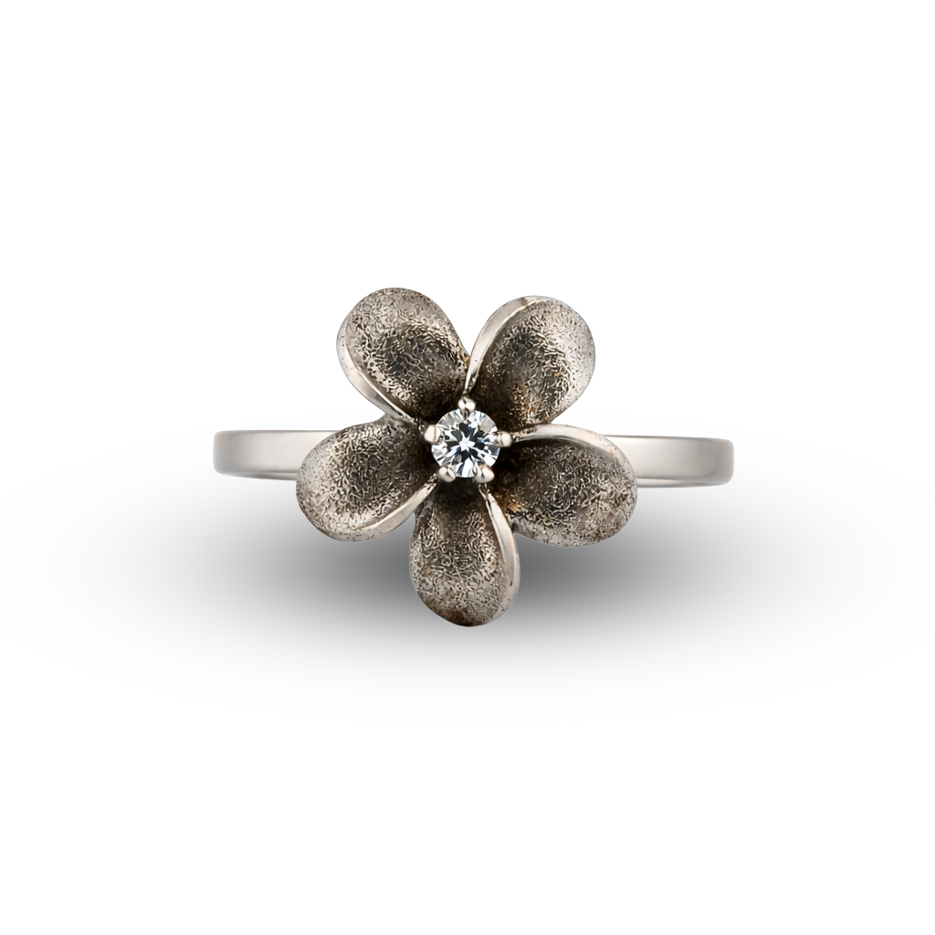 14W Flower Ring with Diamond