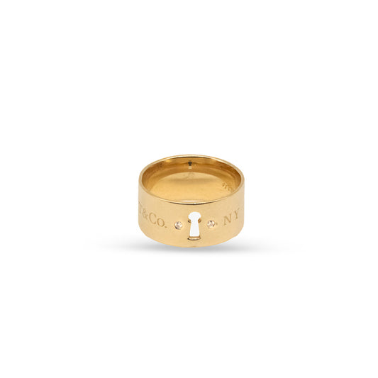 18Y Tiffany & Co. Keyhole Diamond Ring