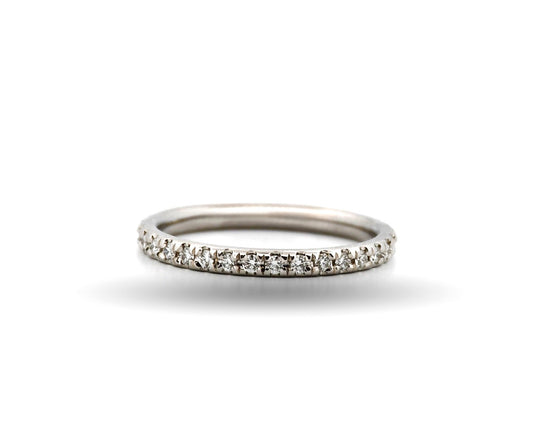 Platinum Diamond Fishtail Band